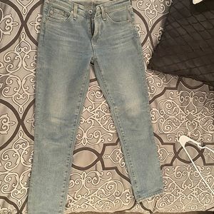 Jeans light blue color in size 25. Wear only once.